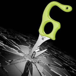 Wolfgangs Rescue Tool aus feinstem 440C Stahl - Handlicher Gurtschneider Notfallhammer Auto mit Leuchtfunktion - Nothammer Auto Sicherheitsset mit extra Aufbewahrungstasche für die Sonnenblende